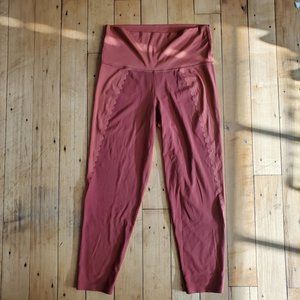 AERIE HIGH WAISTED SCALLOPED 7/8 LEGGINGS